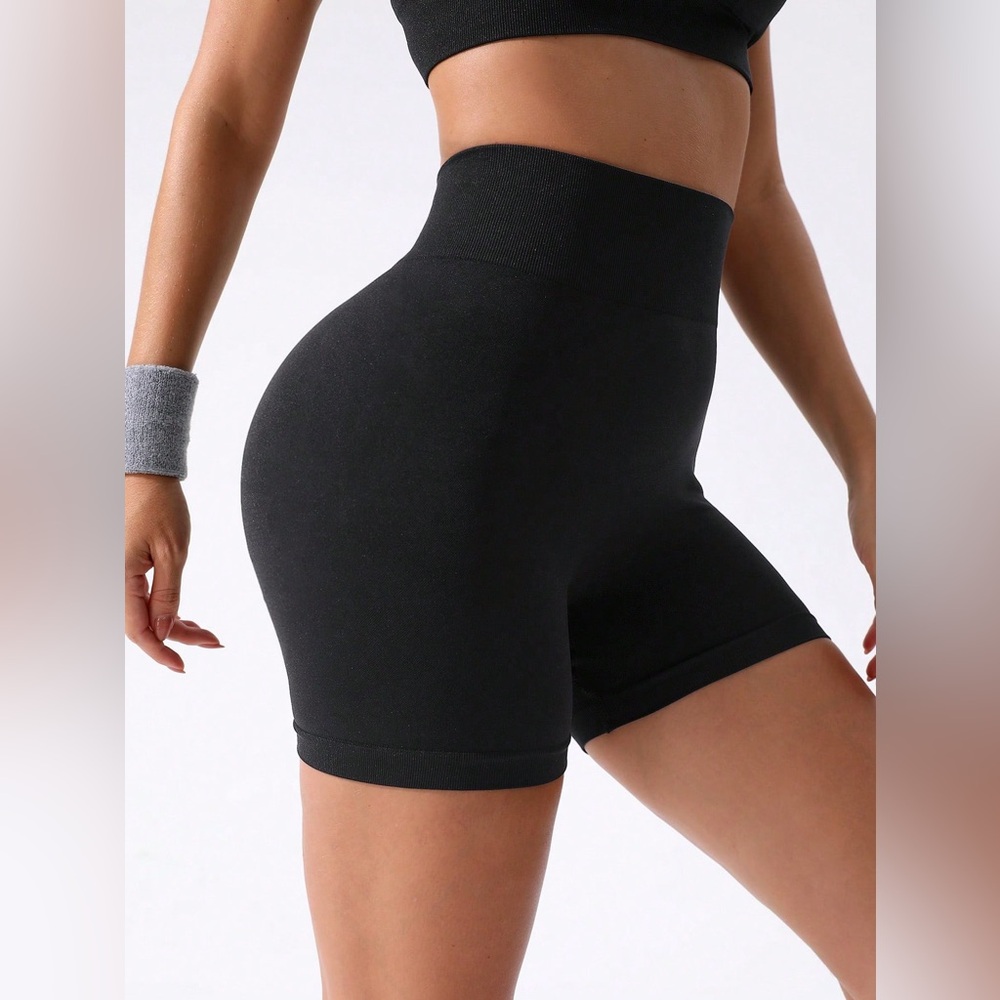 NWOT Black High-Waisted Butt-lifting Ruched Bike Shorts Sz XS Spandex Workout